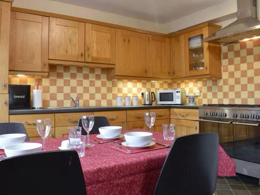 The Garth Whitby Villa Luaran gambar